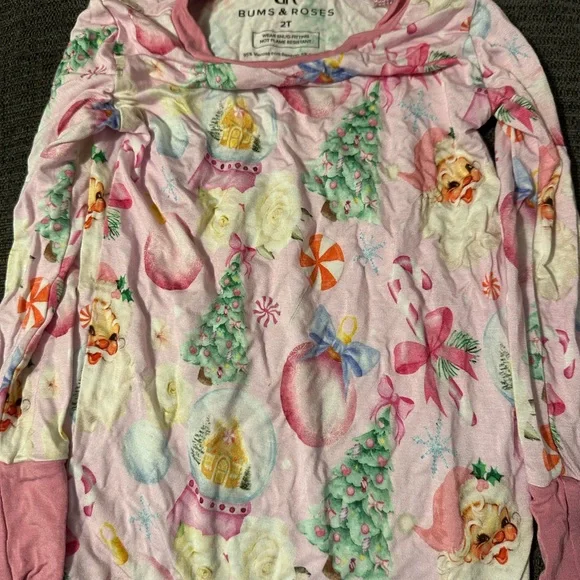 Bums & Roses Christmas Pajama Set - Pink - Picture 2 of 3